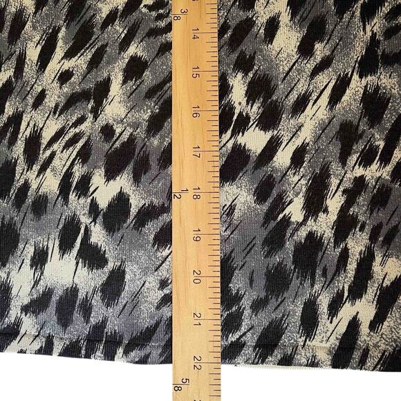 Women's Irka Collared Button-Up Animal Print Sweater  Silk Blend Size XL - Picture 5 of 5
